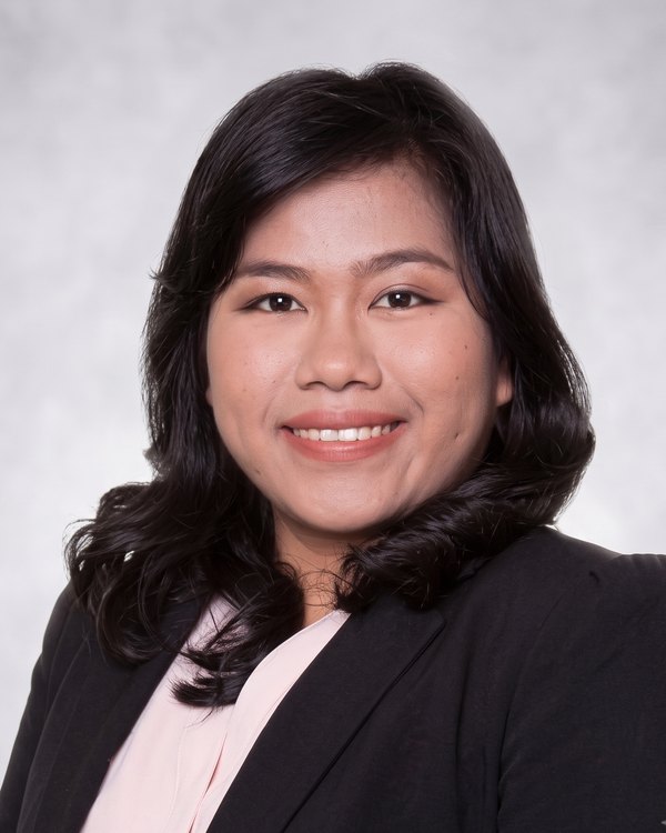 Dewi Sitorus, Senior Business Analyst